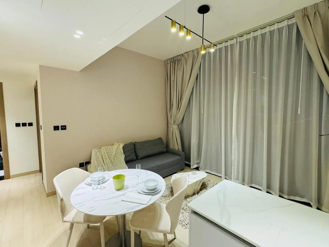 Dvr 1Br Apartment Available In Binghatti Corner Dubai