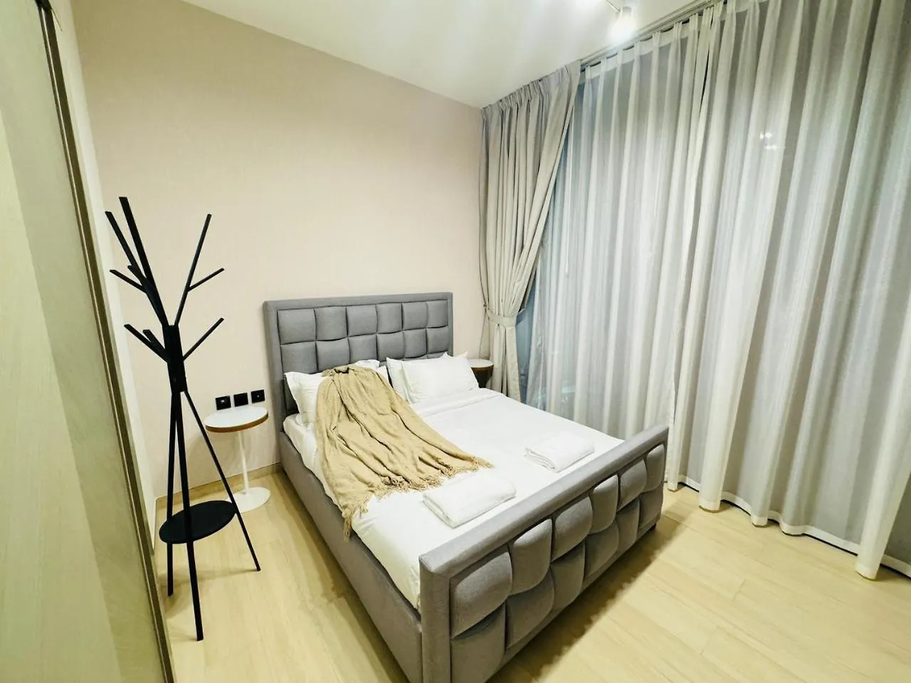 Dvr 1Br Apartment Available In Binghatti Corner Dubai