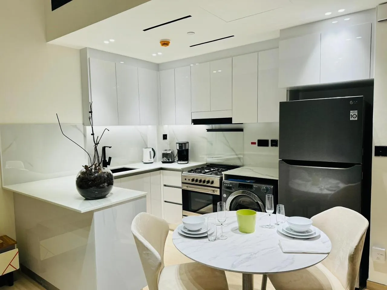 Dvr 1Br Apartment Available In Binghatti Corner Dubai 0*,  United Arab Emirates