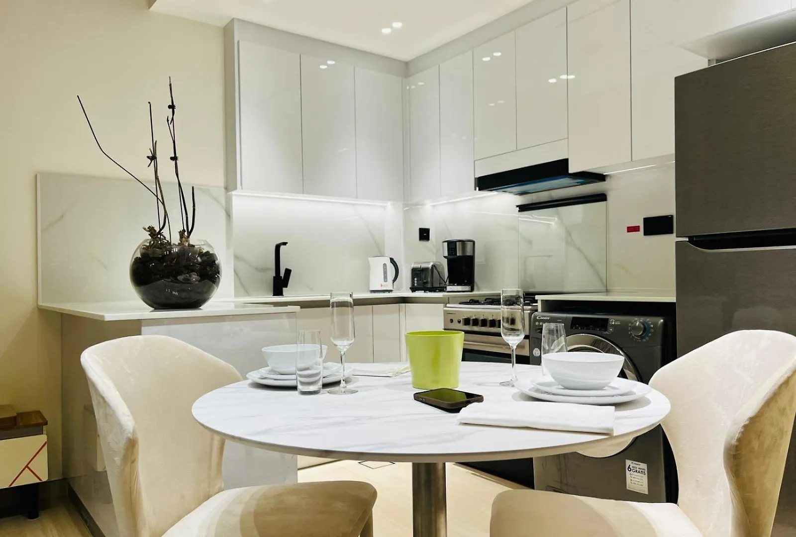 Dvr 1Br Apartment Available In Binghatti Corner Dubai