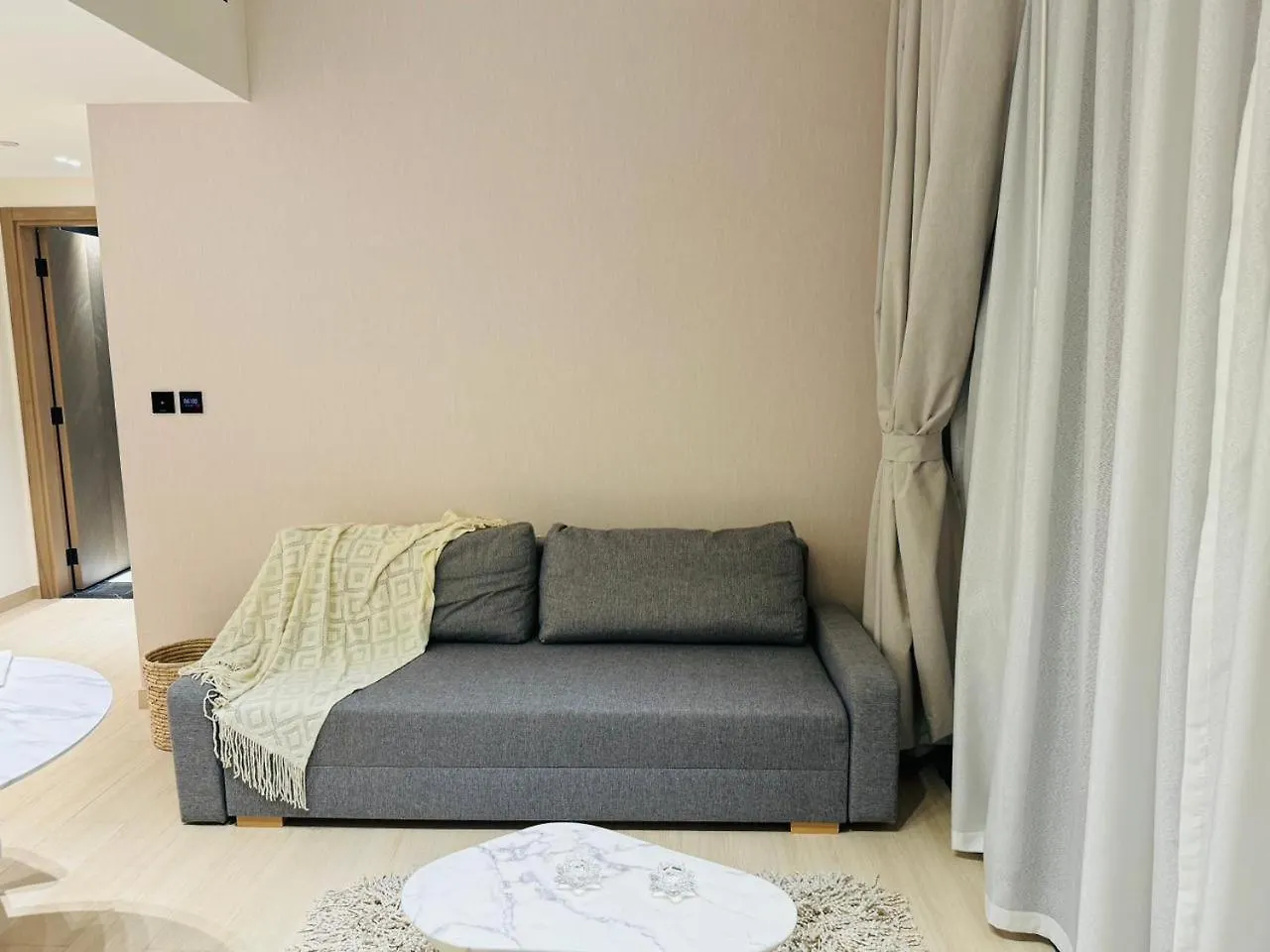 Dvr 1Br Apartment Available In Binghatti Corner Dubai