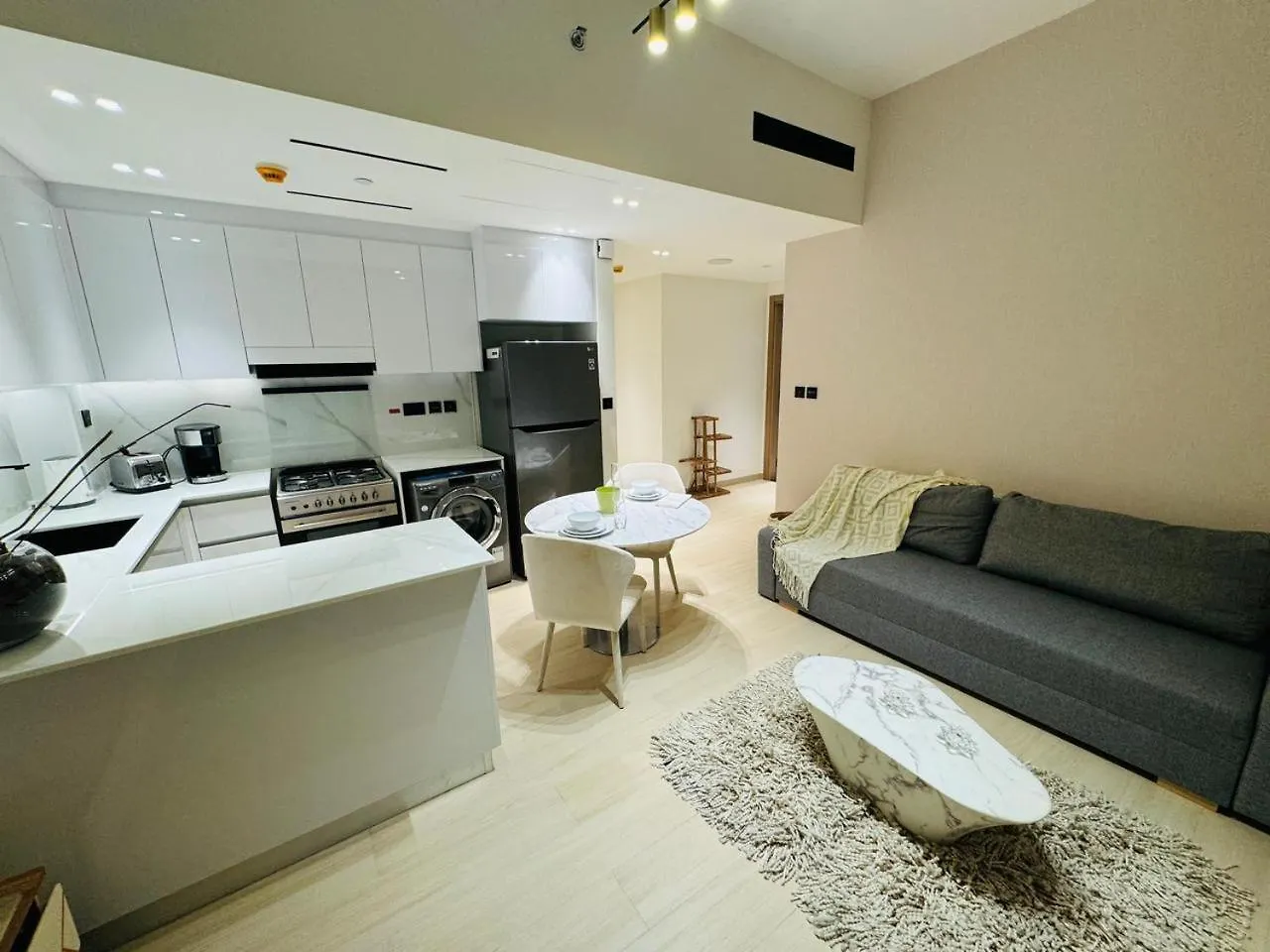 Dvr 1Br Apartment Available In Binghatti Corner Dubai United Arab Emirates